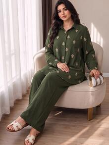 Modelyn Plus Size Printed Long Sleeve Top And Solid Color Pants 2 Pieces Set Fall - Green - View 1