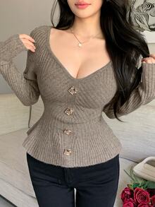 Feyla Women's Autumn/Winter Metal Button Design Long Sleeve Elegant Sweater - Khaki - View 3