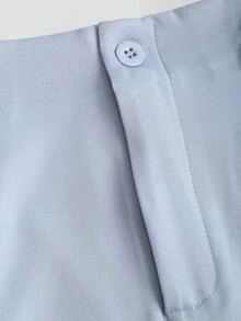 SHEIN LUNE 大尺碼女款淺藍色高腰前褶皺鈕扣後鬆緊腰寬腿長褲，優雅極簡休閒通勤日常長褲 - 藍色 - 查看 3