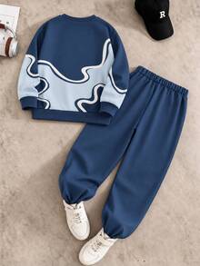 SHEIN Coolqubz Tween Boys' Autumn/Winter Sports Set, Wave Digital Print Crew Neck Sweatshirt And Jogger Pants 2 Pieces Set, Casual Loose Fit, Versatile For Daily Wear And School - Blue - View 3