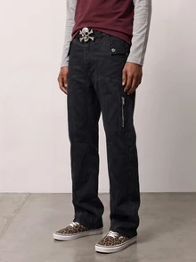 VOXRYNE Men's Straight Leg Loose Casual Denim Jeans With Zipper Pockets - Black - View 2