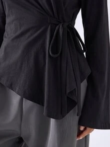 LYSMO Plus Size Solid Color Side Pocket Asymmetrical Hem Long Sleeve T-Shirt Brunch Office Black Fall Casual - Black - View 4