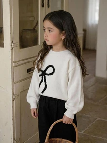 Dazy Kids Sweater Musim Dingin Modis untuk Anak Perempuan: Hiasan Pita, Bahu Jatuh, Lengan Lentera, Leher Bulat - Krem - View 10