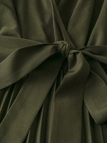 Rometta Women Plus Size Solid Color Crossed V-Neck Short Sleeve Cinched Waist Pleated Hem Dress - Army Green - View 5