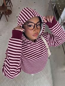Muchica 女款全印花運動衫，休閒極簡日常百搭，約會出遊穿搭，女款秋季服飾，秋季穿搭，女款通勤穿搭，百搭上衣，出遊穿搭，機場穿搭 - 彩色 - 查看 6