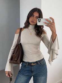 Siren Gaze Women's Solid Color High Neck Cold Shoulder Bell Sleeve Fitted Fashion Sexy Casual Elegant Top Going Out Brunch Night Out Beige Fall - Burgundy - View 3