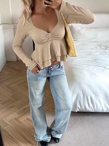 SHEIN EZwear 女款優雅浪漫通勤純色不對稱下擺T恤，秋季米色長袖上衣，適合早午餐、約會之夜 - 卡其色 - 查看 4