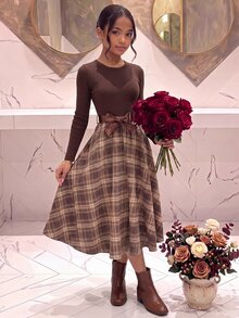 SHEIN Pitira Kids Tween Girl Casual Knitted Solid Color & Floral Patchwork Round Neck Long Sleeve Dress - Brown - View 1
