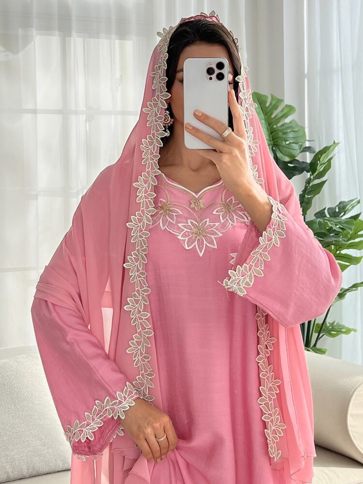 SHEIN Najma Round Neck Embroidered Floral Applique & Leaf Embroidered Hem Dress With Headscarf Full Length Jalabiya Beautiful Dress For Women, Modest - Pink - View 2