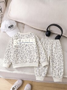 SHEIN Baby Boy Autumn/Winter Casual Letter Print Sweatshirt & Sweatpants Set - Apricot - View 2