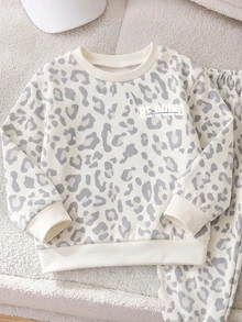SHEIN Baby Boy Autumn/Winter Casual Letter Print Sweatshirt & Sweatpants Set - Apricot - View 4