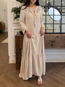 Al Najma Elegant Gentle Exquisite Design Applique Tassel Pendant Multi-Layer Cake Skirt Drape Fabric Flared Long Sleeve Nude Pink Arabian Dress - Khaki - View 6