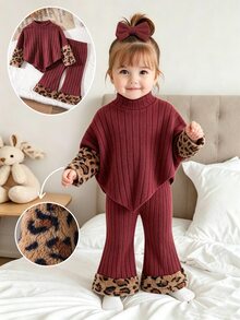 SHEIN 幼女 2 件套套裝 酒紅色假領不規則下擺上衣 豹紋毛絨袖口 羅紋喇叭褲 秋季聖誕兒童套裝 - 棕色 - 查看 1