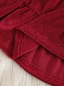 SHEIN 1pc Toddler Girl Velvet Dress Elegant Sweet Burgundy Lace Eyelet Bow Ruffle Long Sleeve Peter Pan Collar Regular Fall Winter Holiday Chic - Red - View 10