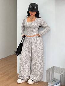 Coolane Women's Plus Size Fall Winter Casual Streetwear Daily Wear Gym Grey Leopard Print T-Shirt And Wide Leg Sweatpants Outfits 2 Pieces Set - Light Grey - View 6