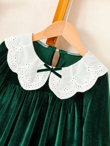 SHEIN 女童綠色天鵝絨洋裝，網紗荷葉領長袖娃娃裙，優雅聖誕生日秋季洋裝，時尚母女套裝可愛綠色洋裝 - 綠色 - 查看 6