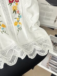 Franclia 女士优雅法式蕾丝拼接立领无袖刺绣休闲百搭衬衫，春夏款 - 白色 - 查看 5