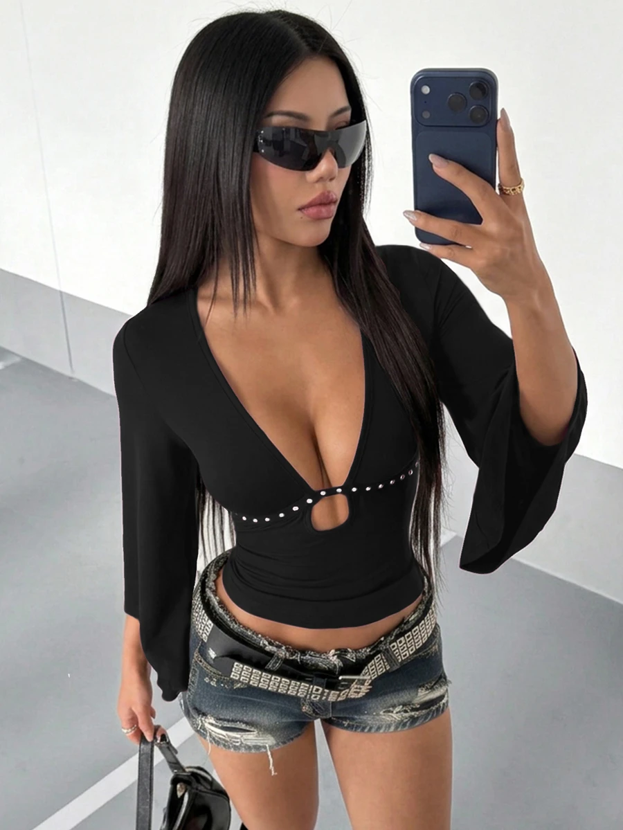 StreetHx Deep V-Neck Ribbon Pearl Decor Flare Sleeve T-Shirt Halloween Night Going Out Club Night Out Black Autumn Sexy - Black - View 1