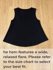 EMERY ROSE Plus Size Women's Elegant Party Sexy Slimming Fitted Casual Minimalist Commute Versatile Daily Mesh Patchwork V-Neck Design Sleeveless Tank Top - Black - View 4