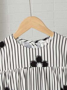 SHEIN Tween Girls Floral Striped Round Neck Loose A-Line Casual Short Sleeve Dress, Back To School, Graduation Ceremony - Black and White - View 5
