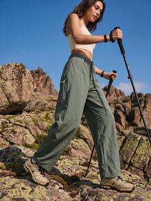 Exploreva Exploreva Women's Solid Color Pocket Hiking Pants, Sporty Casual - Green - View 2