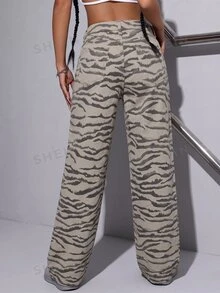 SHEIN Tall 迷彩復古水洗直筒牛仔褲，休閒時尚，適合高個女性日常穿著 - 彩色 - 查看 2