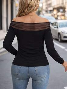 Linhara CURVE Plus Size Youthful Pure Desire Off-Shoulder Mesh Patchwork Cold Shoulder Long Sleeve T-Shirt, Korean Style Sexy Hot Girl Inner Layer, Pullover Slim Fit Flattering Cold Shoulder Tee - Black - View 2