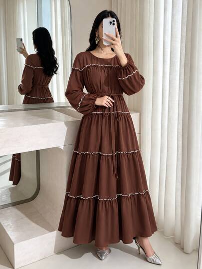 Al Najma Vestido elegante para mujer de primavera y otoño, color marrón oscuro, cuello redondo, ribete en contraste, cintura ceñida, mangas largas tipo farol, diseño escalonado, para reuniones familiares y salidas diarias