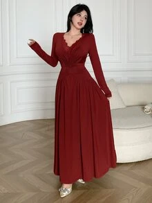 Feyla New V-Neck Lace Patchwork Long Sleeve High-Quality Waist Cinching Maxi Dress - Burgundy - View 6