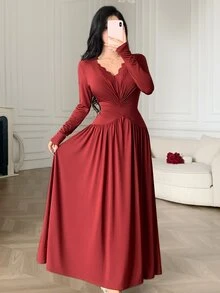 Feyla New V-Neck Lace Patchwork Long Sleeve High-Quality Waist Cinching Maxi Dress - Burgundy - View 4