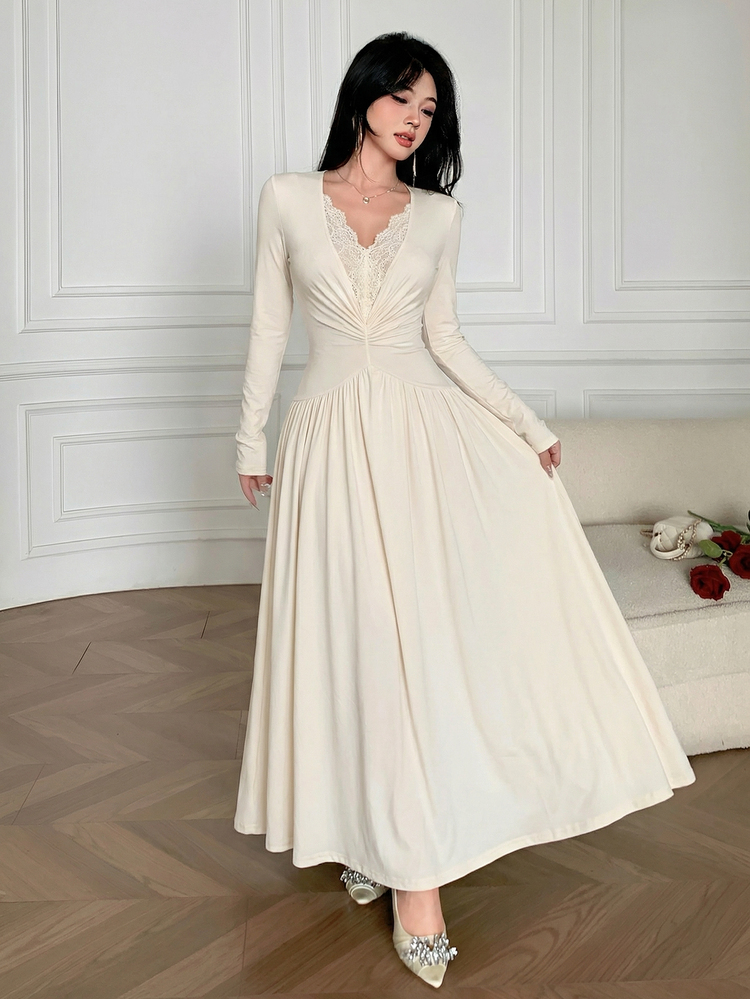 Feyla New V-Neck Lace Patchwork Long Sleeve High-Quality Waist Cinching Maxi Dress - White - View 5