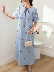 Al Najma 女款繫帶葉子刺繡圖案休閒派對阿拉伯風洋裝 - 藍色 - 查看 6