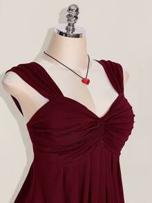 SHEIN ICON Plus Size Women's Wine Twist Front Sleeveless Babydoll Knit Top, Y2K Style, Suitable For Graduation/Back To School Season, Summer Cute Tops - Burgundy - View 5