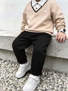 SHEIN 2件組小男孩套裝，兒童針織舒適長袖 Polo 2合1印花胸前小眾設計上衣與卡其色休閒長褲，鬆緊腰頭，寬鬆版型，適合秋季度假、上學、日常穿著 - 卡其色 - 查看 3