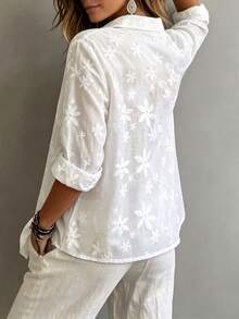 SHEIN 女款白色花卉刺繡半透面料 Polo 領 3/4 袖襯衫，適合日常通勤、日常優雅、日常休閒時尚、休閒度假、商務會議，春秋季節百搭襯衫 - 白色 - 查看 3