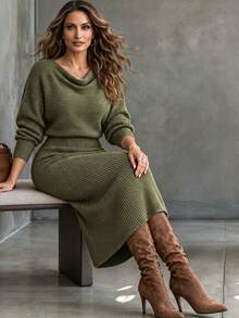 Linhara CURVE Plus Size Women's Solid Color Knit Sweater Dress, Ruched Round Neck Slim Fit Minimalist Casual, Suitable For Daily Commute, Office, Romantic Vacation, Elegant - Dark Green - View 1