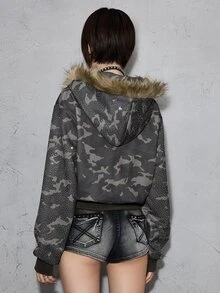 ROMWE Street Life Camo Print Rhinestone Fuzzy Trim Zip Up Hooded Crop Sweatshirt - Multicolor - View 6