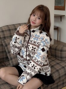 K-Vae Women's Vintage Fair Isle Jacquard Lamb Wool Fleece Jacket, Thickened Nordic Style Zipper Fleece Coat For Winter - Multicolor - View 3