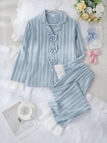 法式少女風青少年女款睡衣套裝，長袖開襟設計開襟衫、蝴蝶結領口、長褲，袖口與下擺白色荷葉邊飾，休閒舒適兩件式居家服 - 彩色 - 查看 6