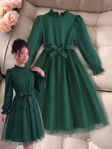 SHEIN 女童純色蝴蝶結收腰網紗拼接長袖洋裝，時尚百搭，適合秋冬外出、拍照、生日派對、聚會與日常穿著 - 綠色 - 查看 5