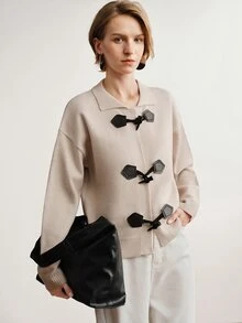 Briarwyn Fall/ Women's Fashion French Minimalist CasualChinese Knot Button Ribbed Patchwork Sweater Black And Beige Sweater Brunch - Apricot - View 6