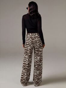 Athîral Denim Women's Zebra Print Casual Daily Travel Denim Jeans With Pockets And Buttons - Brown - View 3