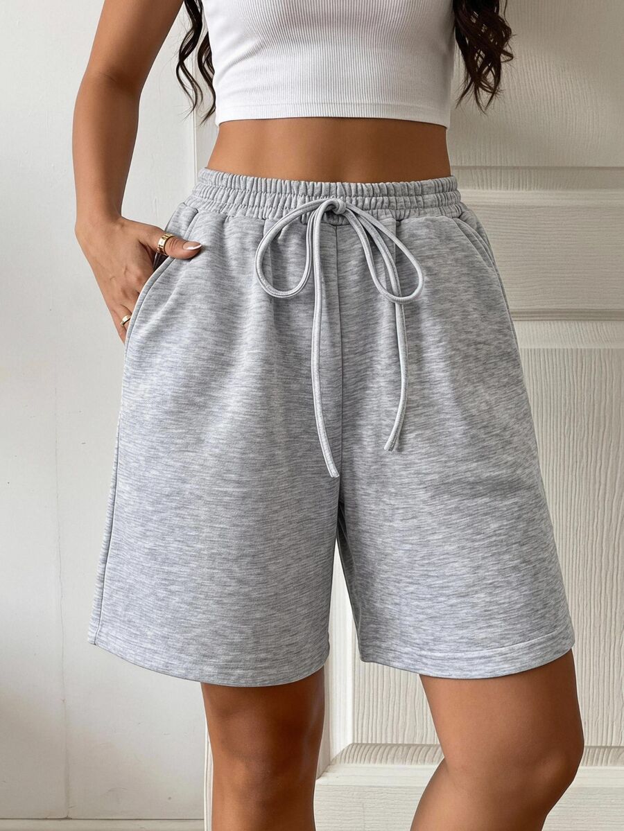 SHEIN EZwear 素色腰上打結斜口袋短褲 - 灰色 - 查看 1