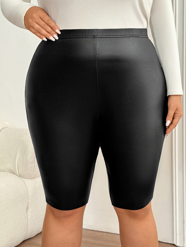 SHEIN CURVE+ Plus Size Women's Studded Decor Casual Daily Shorts Christmas - Black - View 7