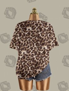 Betty Boop x SHEIN Betty Character Cherry English Print Leopard Print Plus Size Women's Round Neck Short Sleeve T-Shirt - White - View 5