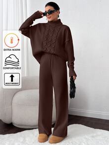 SHEIN 2-delat set i lång storlek: enfärgad mörkbrun ribbad polotröja med flätstickade detaljer och långa stickade byxor, avslappnat loungewear - Brun - Visa 1