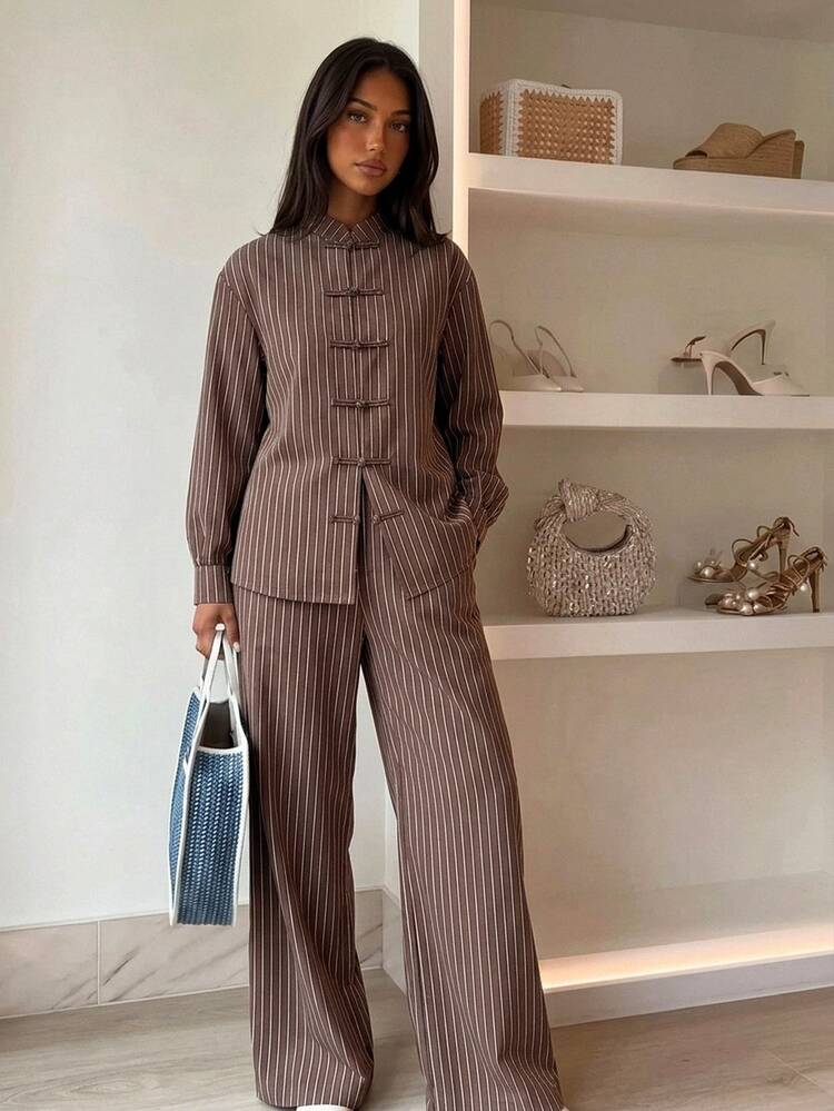 Siren Gaze Fashionable Women's Brown Striped 2 Pieces Set: Stand Collar Button-Up Top With Wide-Leg Pants, Suitable For Commuting And Casual Outings - Brown - View 3