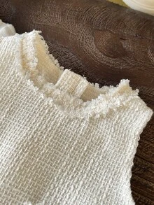 SHEIN Elladie kids 2pcs Baby Girl Elegant Off-White Party Dress Set Layered Mesh Ruffle Hem Sleeveless Zipper Dress & Ribbed High Neck Long Sleeve Top Autumn Sweater Set - Beige - View 7