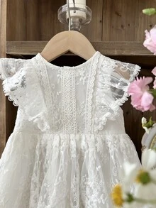 SHEIN LMoss Kids 女婴纯色圆领网纱刺绣荷叶边下摆休闲连衣裙 - 白色 - 查看 5