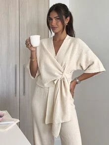 SHEIN طقم ملابس محبوك بتصميم لف مع شال وبنطال واسع الساق - بيج - مشاهدة 3
